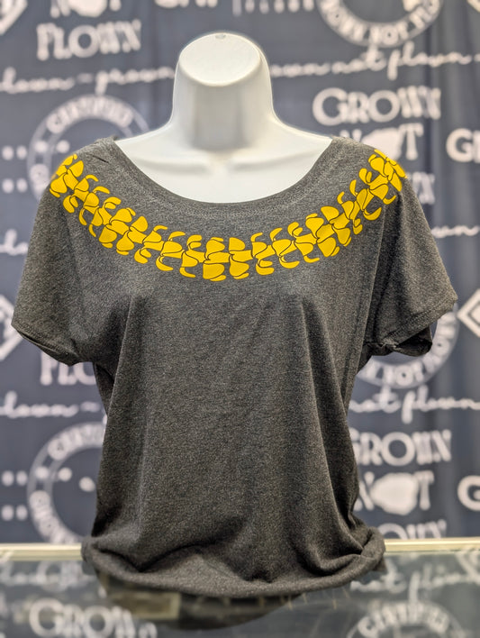 Puakenikeni Lei Scoop Neck Women's Top