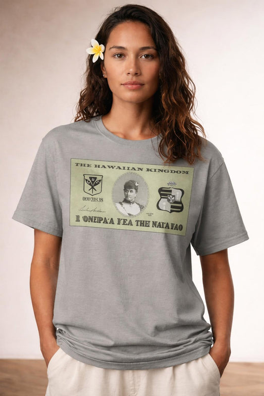 Close-up of the model wearing Queen Liliuokalani Kanaka Kala Tshirt