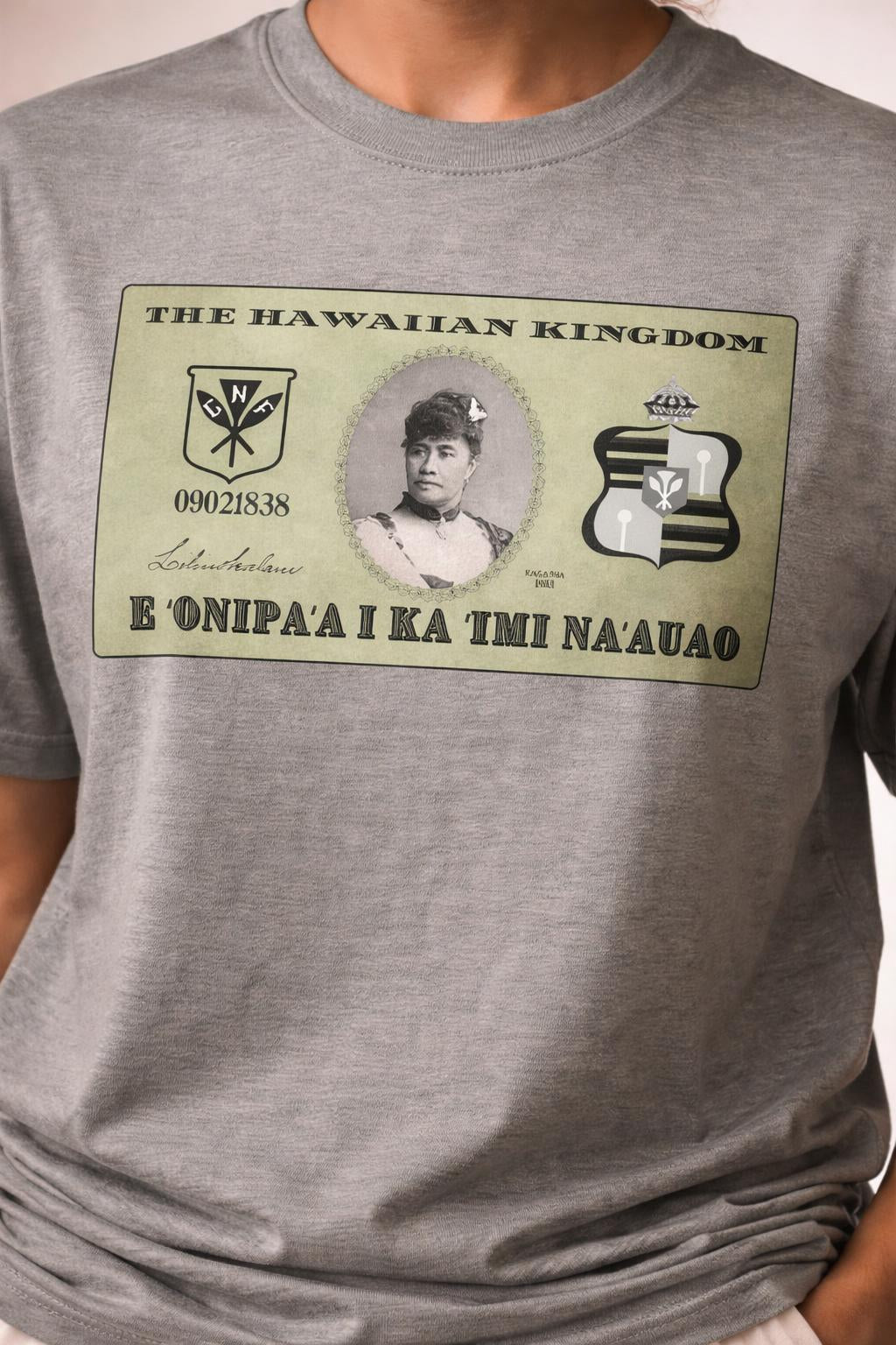 Detail shot of Queen Liliuokalani Kanaka Kala Tshirt
